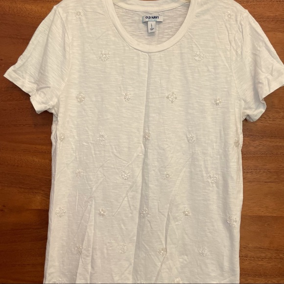 Old Navy Ivory Beaded T-shirt Women’s Size Large - Picture 5 of 6